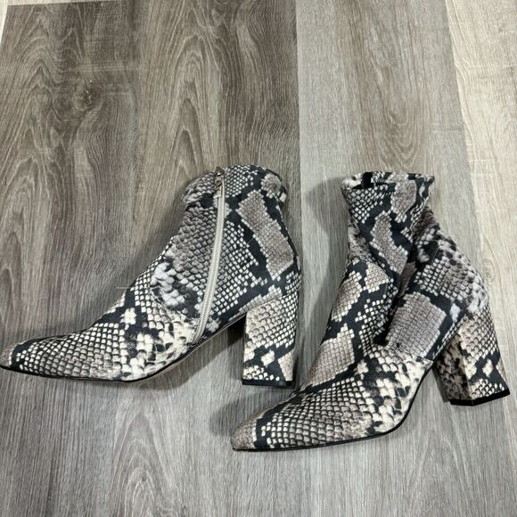 Steve Madden Elroy Ankle Bootie Women's 9 Snakeprint Fabric Block Heel Boots - Picture 2 of 11